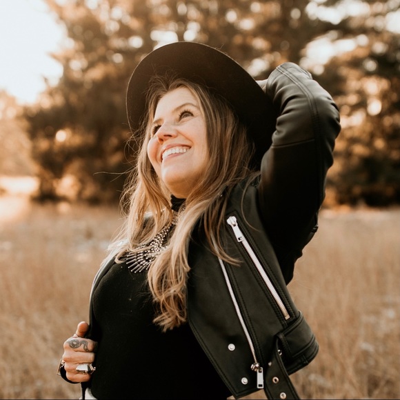 Meet your Posher, Linda maria - Picture 1 of 2